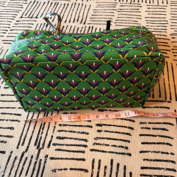 Vera Bradley Green and Pink Floral Tote - Picture 3 of 8
